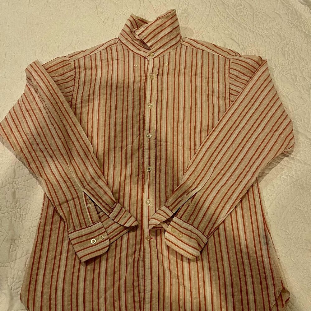 (2) Men's Murano Sport L button down shirts - great for tropical vacation